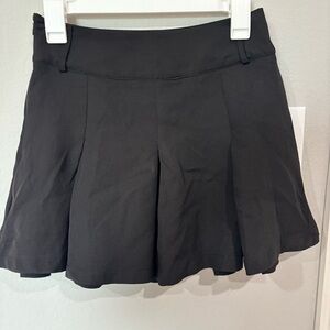 SHEIN Black Pleated Mini Skirt